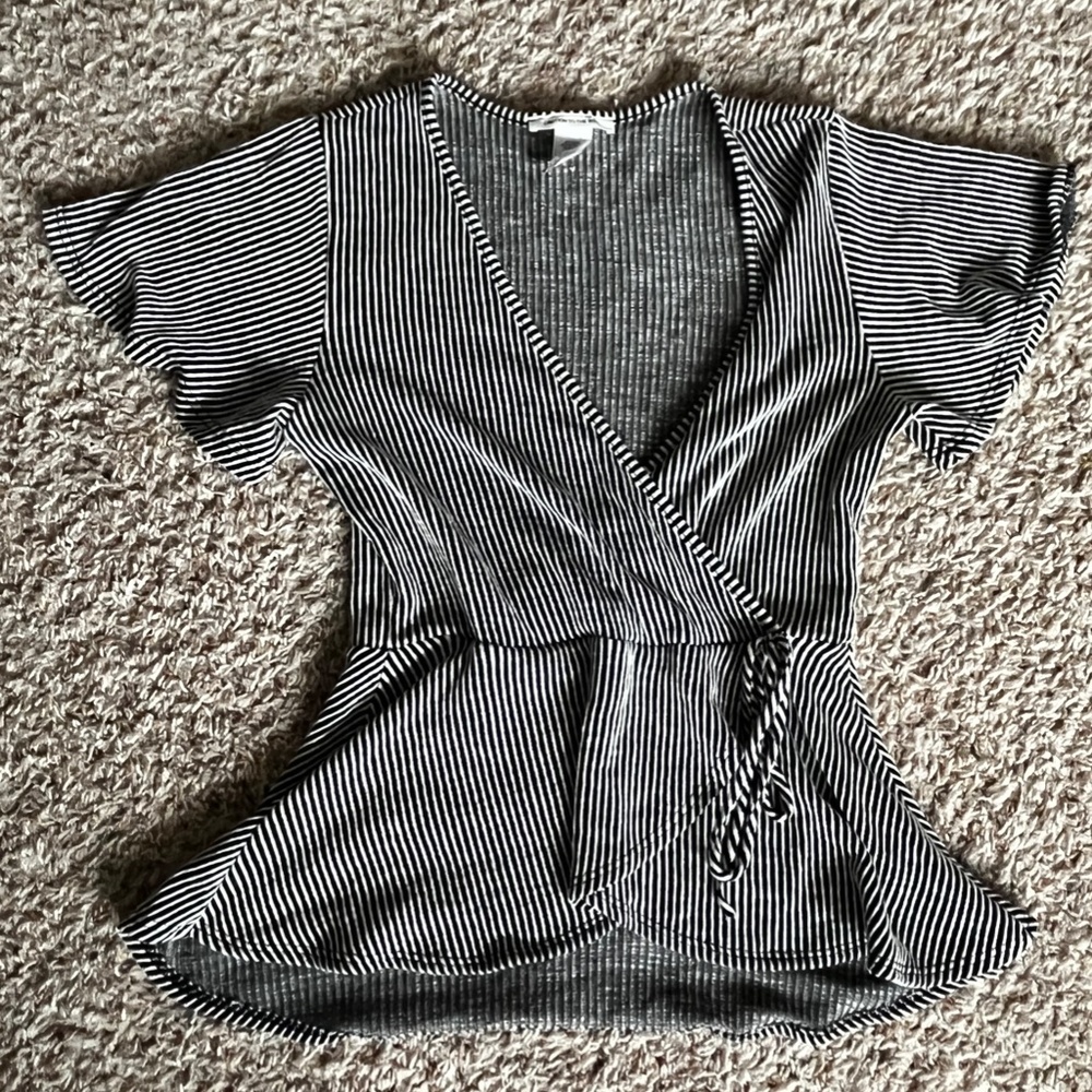 Black and White Criss Cross Top